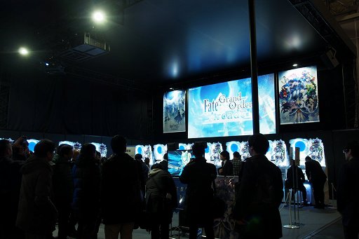 画像ギャラリー No.011のサムネイル画像 / ［JAEPO2018］「Fate/Grand Order Arcade」のステージをレポート。初期実装サーヴァントは20騎を予定。1人用モードも登場