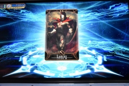 画像ギャラリー No.013のサムネイル画像 / 「Fate/Grand Order Arcade」のシングル専用モード「グランドオーダー」をレポート。伊神ディレクターへのミニインタビューも掲載