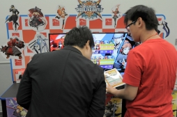画像ギャラリー No.017のサムネイル画像 / 「P3D」「P5D」「BLAZBLUE CROSS TAG BATTLE」の合同体験会が秋葉原で開催。会場の模様を和田和久氏のコメントとともにお届け