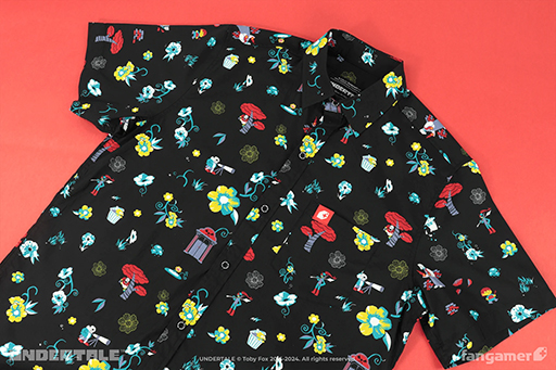 画像ギャラリー No.008のサムネイル画像 / 「UNDERTALE」「DELTARUNE」の新グッズが登場。「MTTリゾート」のローブや“あのキャラ”の緑のシャツなどを発売
