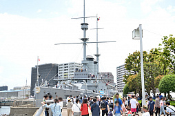 画像ギャラリー No.036のサムネイル画像 / いざ! 横須賀鎮守府へ。「WoWS×アズレン」コラボイベント「三笠大先輩の横須賀散策」スタンプラリーをレポート