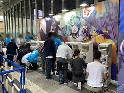 画像ギャラリー No.082のサムネイル画像 / 2周年記念リアルイベント「アズールレーン 2nd Anniversary Fes.」をレポート。新衣装にコラボにプレイデータと盛りだくさん