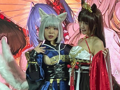 ［台北2023］人気コスプレイヤーのステージで大賑わい。春節を祝う「アズールレーン」ブースをレポート