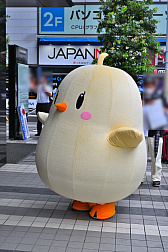 画像ギャラリー No.012のサムネイル画像 / セントルイスの1/1胸像も展示されていた「アズレン 6th Anniversary Fes.」会場レポート。4年振りのお祭りに,指揮官たちは大盛り上がり