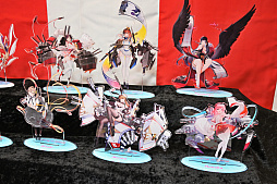 画像ギャラリー No.018のサムネイル画像 / セントルイスの1/1胸像も展示されていた「アズレン 6th Anniversary Fes.」会場レポート。4年振りのお祭りに,指揮官たちは大盛り上がり