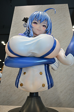 画像ギャラリー No.047のサムネイル画像 / セントルイスの1/1胸像も展示されていた「アズレン 6th Anniversary Fes.」会場レポート。4年振りのお祭りに,指揮官たちは大盛り上がり