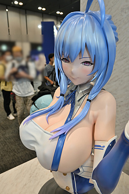 画像ギャラリー No.048のサムネイル画像 / セントルイスの1/1胸像も展示されていた「アズレン 6th Anniversary Fes.」会場レポート。4年振りのお祭りに,指揮官たちは大盛り上がり