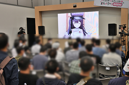 画像ギャラリー No.070のサムネイル画像 / セントルイスの1/1胸像も展示されていた「アズレン 6th Anniversary Fes.」会場レポート。4年振りのお祭りに,指揮官たちは大盛り上がり