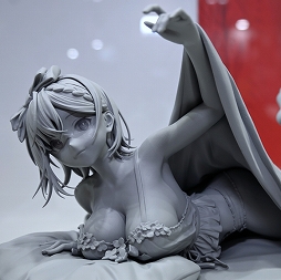 画像ギャラリー No.034のサムネイル画像 / 「ワンダーフェスティバル2025[冬]」フォトレポート。「学マス」花海佑芽のフィギュアは彩色見本も。「NIKKE」「ゼンゼロ」関連も豊作