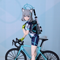 画像ギャラリー No.173のサムネイル画像 / 「ワンダーフェスティバル2025[冬]」フォトレポート。「学マス」花海佑芽のフィギュアは彩色見本も。「NIKKE」「ゼンゼロ」関連も豊作