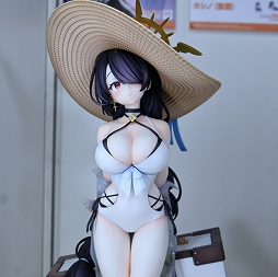 画像ギャラリー No.181のサムネイル画像 / 「ワンダーフェスティバル2025[冬]」フォトレポート。「学マス」花海佑芽のフィギュアは彩色見本も。「NIKKE」「ゼンゼロ」関連も豊作