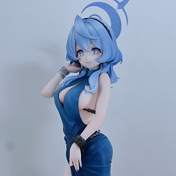 画像ギャラリー No.188のサムネイル画像 / 「ワンダーフェスティバル2025[冬]」フォトレポート。「学マス」花海佑芽のフィギュアは彩色見本も。「NIKKE」「ゼンゼロ」関連も豊作
