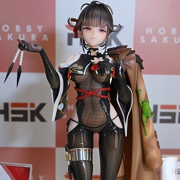 画像ギャラリー No.196のサムネイル画像 / 「ワンダーフェスティバル2025[冬]」フォトレポート。「学マス」花海佑芽のフィギュアは彩色見本も。「NIKKE」「ゼンゼロ」関連も豊作
