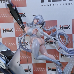 画像ギャラリー No.199のサムネイル画像 / 「ワンダーフェスティバル2025[冬]」フォトレポート。「学マス」花海佑芽のフィギュアは彩色見本も。「NIKKE」「ゼンゼロ」関連も豊作