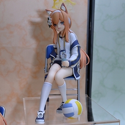 画像ギャラリー No.218のサムネイル画像 / 「ワンダーフェスティバル2025[冬]」フォトレポート。「学マス」花海佑芽のフィギュアは彩色見本も。「NIKKE」「ゼンゼロ」関連も豊作