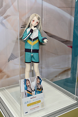 画像ギャラリー No.019のサムネイル画像 / ワンフェス2025[夏]レポート。「アズールレーン」だけでなく「勝利の女神：NIKKE」や「学園アイドルマスター」のフィギュアも充実