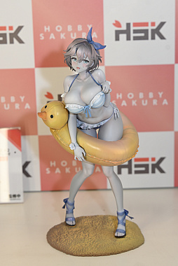 画像ギャラリー No.020のサムネイル画像 / ワンフェス2025[夏]レポート。「アズールレーン」だけでなく「勝利の女神：NIKKE」や「学園アイドルマスター」のフィギュアも充実