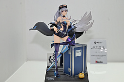 画像ギャラリー No.035のサムネイル画像 / ワンフェス2025[夏]レポート。「アズールレーン」だけでなく「勝利の女神：NIKKE」や「学園アイドルマスター」のフィギュアも充実