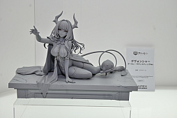 画像ギャラリー No.040のサムネイル画像 / ワンフェス2025[夏]レポート。「アズールレーン」だけでなく「勝利の女神：NIKKE」や「学園アイドルマスター」のフィギュアも充実