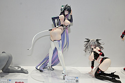画像ギャラリー No.045のサムネイル画像 / ワンフェス2025[夏]レポート。「アズールレーン」だけでなく「勝利の女神：NIKKE」や「学園アイドルマスター」のフィギュアも充実