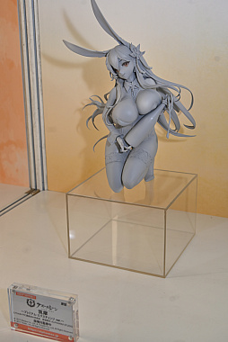 画像ギャラリー No.051のサムネイル画像 / ワンフェス2025[夏]レポート。「アズールレーン」だけでなく「勝利の女神：NIKKE」や「学園アイドルマスター」のフィギュアも充実