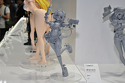 画像ギャラリー No.105のサムネイル画像 / ワンフェス2025[夏]レポート。「アズールレーン」だけでなく「勝利の女神：NIKKE」や「学園アイドルマスター」のフィギュアも充実