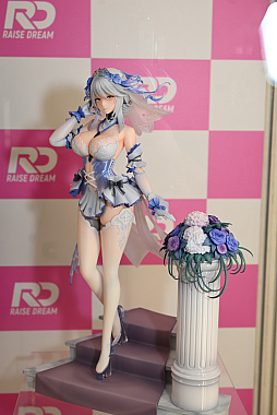画像ギャラリー No.182のサムネイル画像 / ワンフェス2025[夏]レポート。「アズールレーン」だけでなく「勝利の女神：NIKKE」や「学園アイドルマスター」のフィギュアも充実