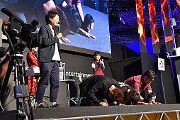 画像ギャラリー No.004のサムネイル画像 / ［TGS 2018］「ソードアート・オンライン」のゲームシリーズ5周年記念ステージをレポート。「フェイタルバレット」の最新拡張コンテンツなどが発表