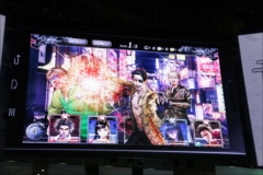 画像ギャラリー No.045のサムネイル画像 / ［TGS 2017］蝶野正洋氏をゲストに迎え，「龍が如く 極2」「龍が如く ONLINE」「北斗が如く」を紹介。真島吾朗のカラオケ新曲も披露されたステージをレポート