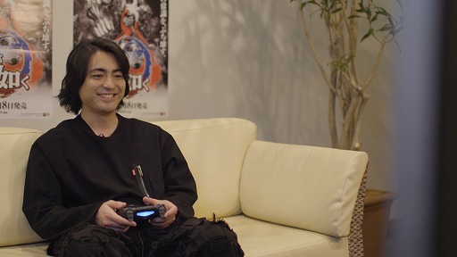画像ギャラリー No.002のサムネイル画像 / 「北斗が如く」,山田孝之さんがケンシロウになりきるTVCMを3月3日から放映