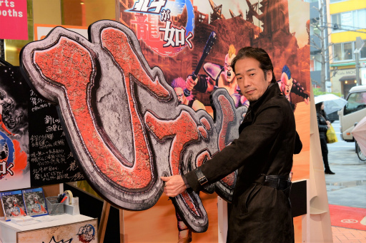 画像ギャラリー No.004のサムネイル画像 / 「北斗が如く」名越稔洋氏と佐藤大輔氏が手応えを語った。原作どおりの強さで敵が登場する“原作モード”の追加も明らかに