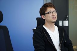 画像ギャラリー No.001のサムネイル画像 / 「龍が如く ONLINE」に郷田龍司が参戦決定&イラストも公開。プロデューサー堀井章生氏に,アップデート情報や今後の展望を聞いた