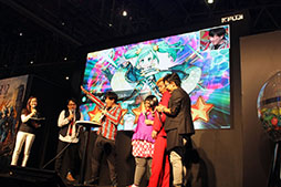 画像ギャラリー No.010のサムネイル画像 / ［闘会議2018］アメリカザリガニとメイプル超合金がレア召喚対決。「23/7 トゥエンティ スリー セブン」スペシャルステージの模様をお届け