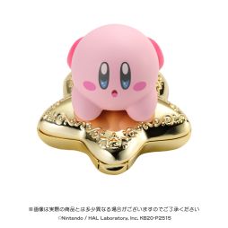 画像ギャラリー No.002のサムネイル画像 / 「星のカービィ」コンパクト型ハイライトパウダーの予約受付が本日開始。ワープスターに乗ったカービィがコンパクトのデザインに