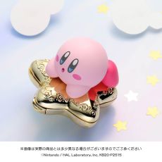 画像ギャラリー No.004のサムネイル画像 / 「星のカービィ」コンパクト型ハイライトパウダーの予約受付が本日開始。ワープスターに乗ったカービィがコンパクトのデザインに