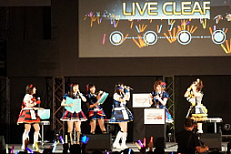 画像ギャラリー No.032のサムネイル画像 / ［TGS 2017］「IM@S GAME SHOW 2017」をレポート。出演者対決のなかで「アイマス ステラステージ」の実機プレイが初公開