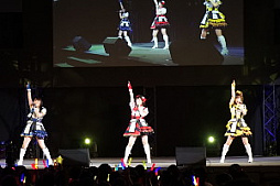 画像ギャラリー No.048のサムネイル画像 / ［TGS 2017］「IM@S GAME SHOW 2017」をレポート。出演者対決のなかで「アイマス ステラステージ」の実機プレイが初公開