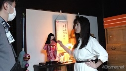 画像ギャラリー No.004のサムネイル画像 / 「放置少女」,橋本環奈さんが出演する新TVCMのメイキングが公開。稲川淳二さんの“怪談語り”も必見