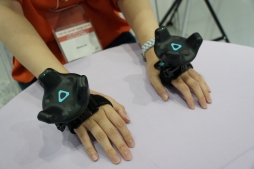 画像ギャラリー No.008のサムネイル画像 / ［TGS 2018］セイと過ごす優しい時間に癒やされて――クラウドファンディングで実現したTGS特別作品「MakeS VR」を体験してきた