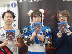 「ストリートファイターV アーケードエディション」の発売記念イベントが開催。ときどさんとマゴさんが，本気の戦いを繰り広げた