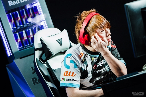 画像ギャラリー No.029のサムネイル画像 / ［EVO Japan］「BBCF」「KOF XIV」の優勝者が決定した2日目Twitterまとめ。「ストV AE」など4タイトルで最終日進出者が決定