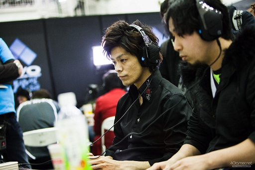 画像ギャラリー No.032のサムネイル画像 / ［EVO Japan］「BBCF」「KOF XIV」の優勝者が決定した2日目Twitterまとめ。「ストV AE」など4タイトルで最終日進出者が決定