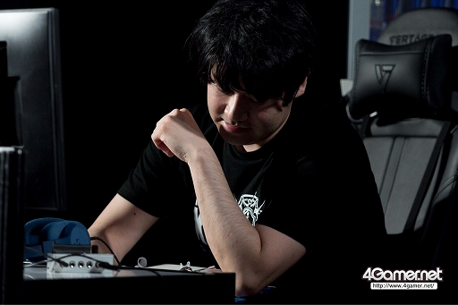 画像ギャラリー No.071のサムネイル画像 / ［EVO Japan］「BBCF」「KOF XIV」の優勝者が決定した2日目Twitterまとめ。「ストV AE」など4タイトルで最終日進出者が決定