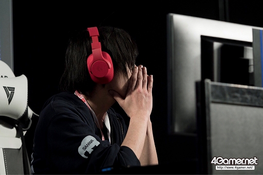 画像ギャラリー No.072のサムネイル画像 / ［EVO Japan］「BBCF」「KOF XIV」の優勝者が決定した2日目Twitterまとめ。「ストV AE」など4タイトルで最終日進出者が決定