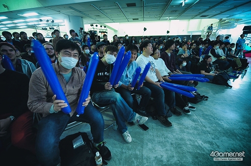 画像ギャラリー No.115のサムネイル画像 / ［EVO Japan］「BBCF」「KOF XIV」の優勝者が決定した2日目Twitterまとめ。「ストV AE」など4タイトルで最終日進出者が決定