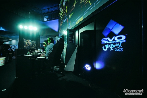 画像ギャラリー No.125のサムネイル画像 / ［EVO Japan］「BBCF」「KOF XIV」の優勝者が決定した2日目Twitterまとめ。「ストV AE」など4タイトルで最終日進出者が決定