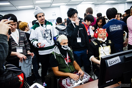 画像ギャラリー No.126のサムネイル画像 / ［EVO Japan］「BBCF」「KOF XIV」の優勝者が決定した2日目Twitterまとめ。「ストV AE」など4タイトルで最終日進出者が決定