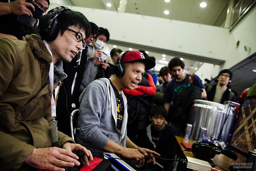画像ギャラリー No.138のサムネイル画像 / ［EVO Japan］「BBCF」「KOF XIV」の優勝者が決定した2日目Twitterまとめ。「ストV AE」など4タイトルで最終日進出者が決定