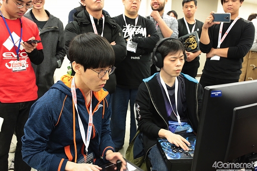 画像ギャラリー No.142のサムネイル画像 / ［EVO Japan］「BBCF」「KOF XIV」の優勝者が決定した2日目Twitterまとめ。「ストV AE」など4タイトルで最終日進出者が決定