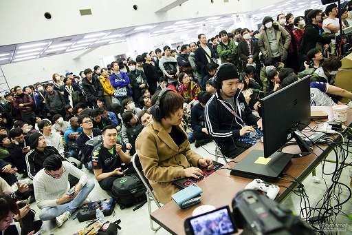 画像ギャラリー No.165のサムネイル画像 / ［EVO Japan］「BBCF」「KOF XIV」の優勝者が決定した2日目Twitterまとめ。「ストV AE」など4タイトルで最終日進出者が決定